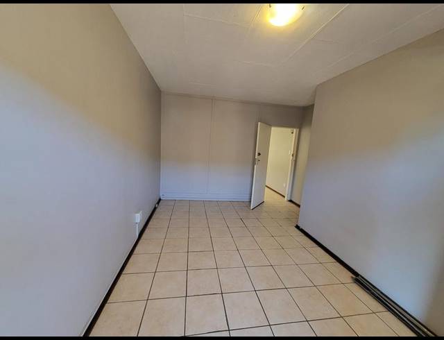 3 BEDROOM PROPERTY TO RENT IN DIE BULT